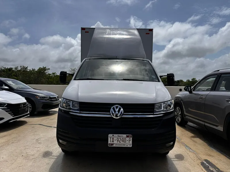 Foto 1 de 9 — 2021 Volkswagen Transporter CHASIS CABINA 